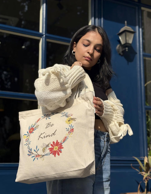 Load image into Gallery viewer, Canvas Tote Bag with Zipper, Eco-Friendly Large Travel Tote Bags for Women for Shopping, Work &amp; Beach
